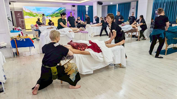 「ウェルネス」部門の競技の様子。